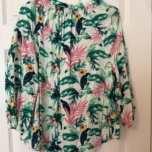 Women’s Loft blouse - Picture 3 of 3